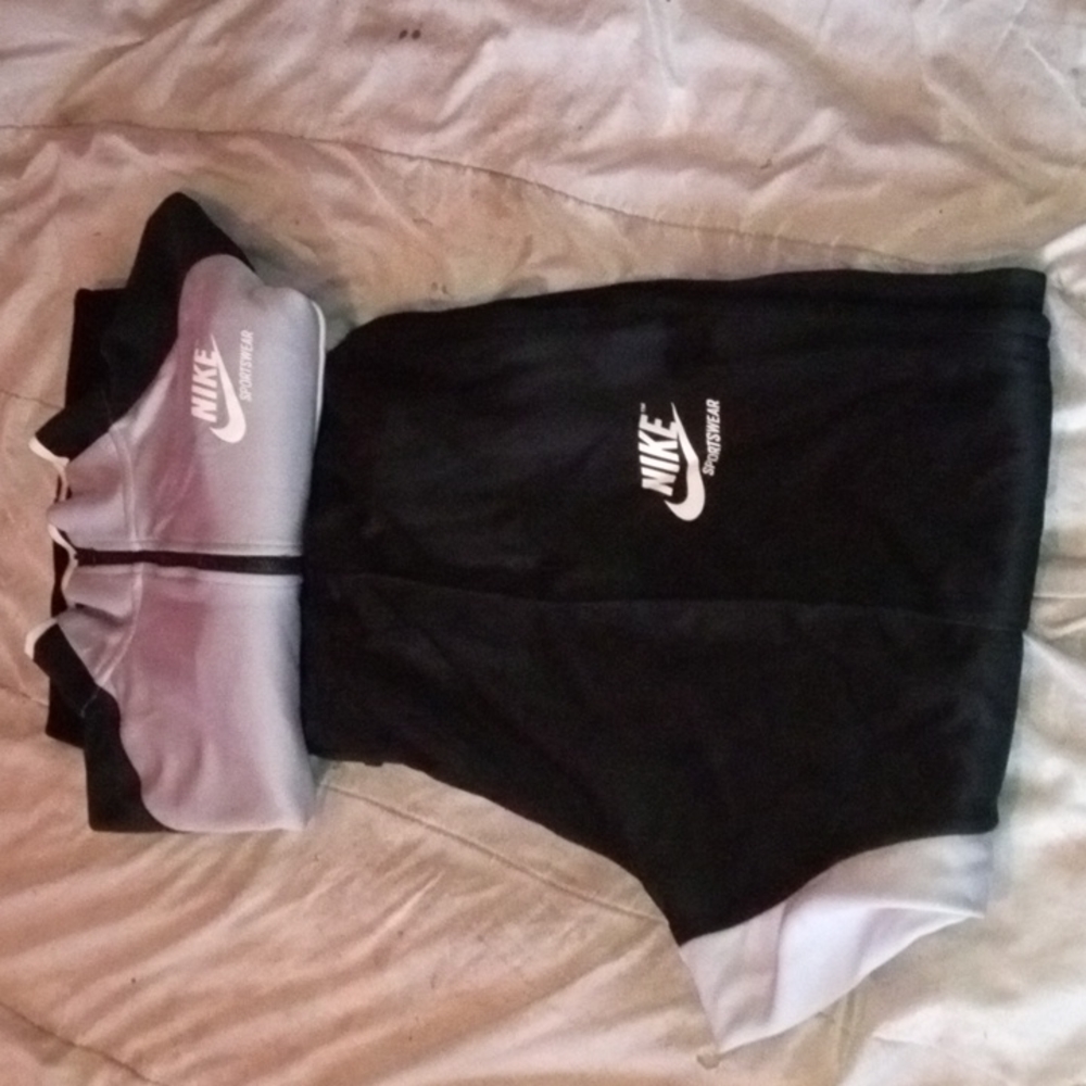 Nike Sweatsuit